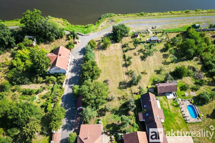 Prodej pozemku pro bydlení, Horní Počaply - Křivenice, 1690 m2