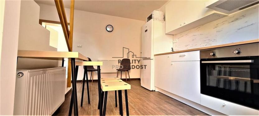 Pronájem pokoje, Brno - Bosonohy, 148 m2