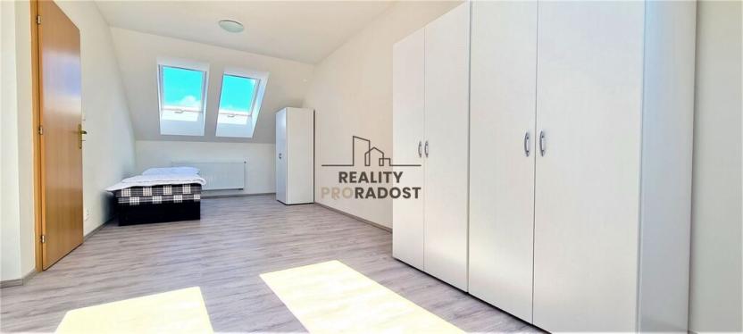 Pronájem pokoje, Brno - Bosonohy, 148 m2