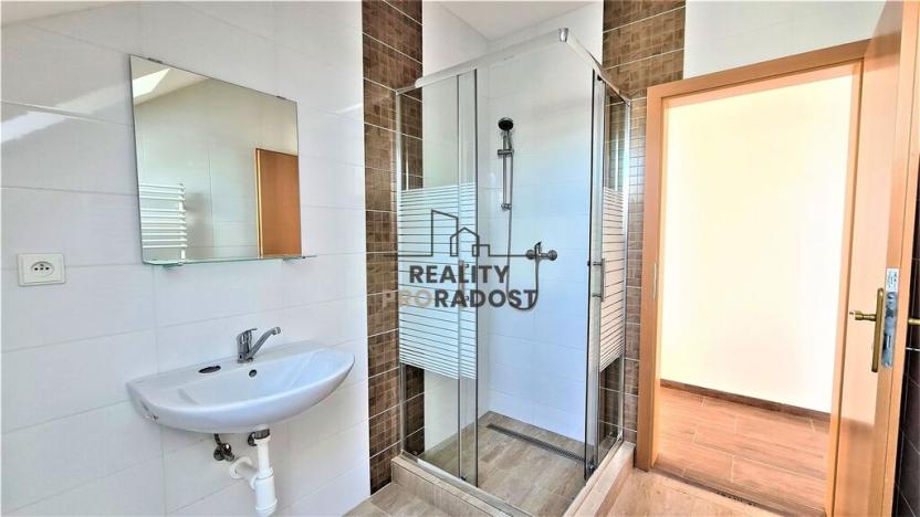 Pronájem pokoje, Brno - Bosonohy, 148 m2