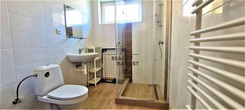 Pronájem pokoje, Brno - Bosonohy, 148 m2