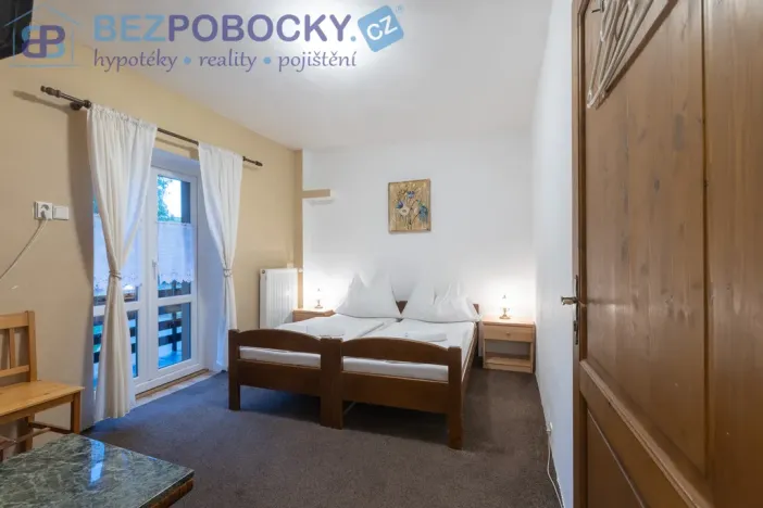 Prodej ubytování, Sněžné - Milovy, 644 m2