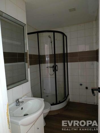 Prodej bytu 2+1, Cvikov - Cvikov II, Sídliště, 60 m2