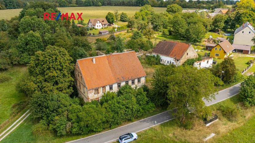 Prodej vily, Blatce, 1947 m2