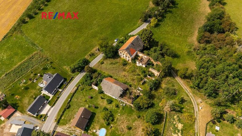 Prodej vily, Blatce, 1947 m2