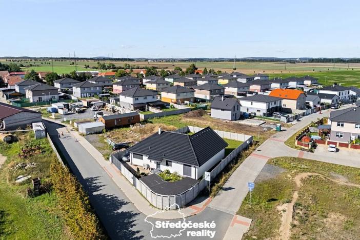 Prodej rodinného domu, Polerady, 240 m2