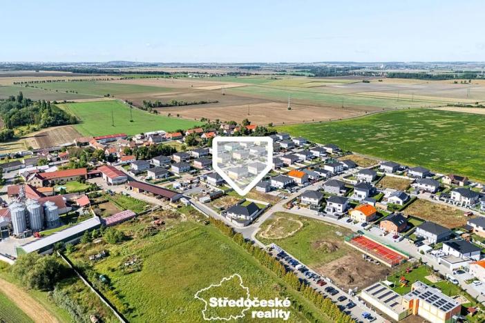 Prodej rodinného domu, Polerady, 240 m2