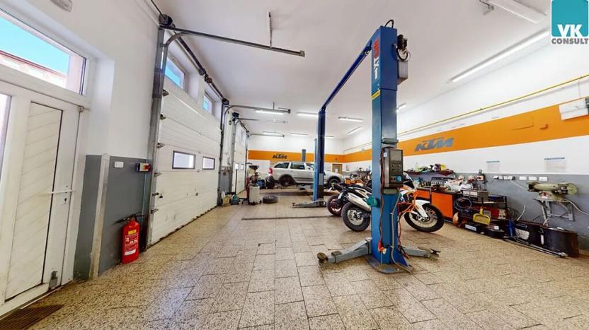 Prodej obchodního prostoru, Svitavy, náměstí Míru, 2074 m2