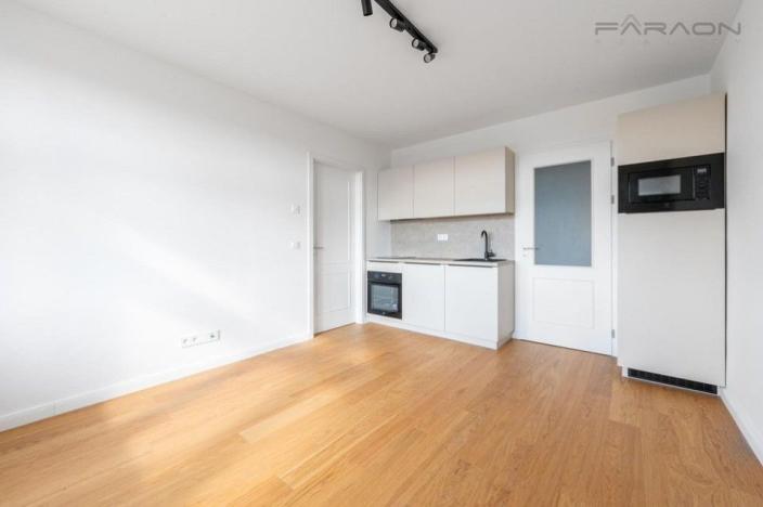 Pronájem bytu 2+kk, Praha - Vinohrady, Korunní, 44 m2
