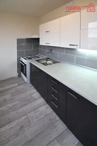 Pronájem bytu 2+1, Chomutov, Pod Břízami, 52 m2