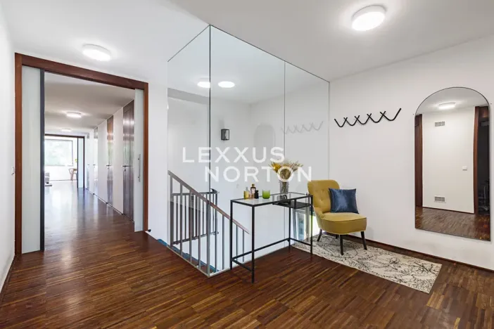 Prodej bytu 4+kk, Praha - Záběhlice, K vodě, 150 m2