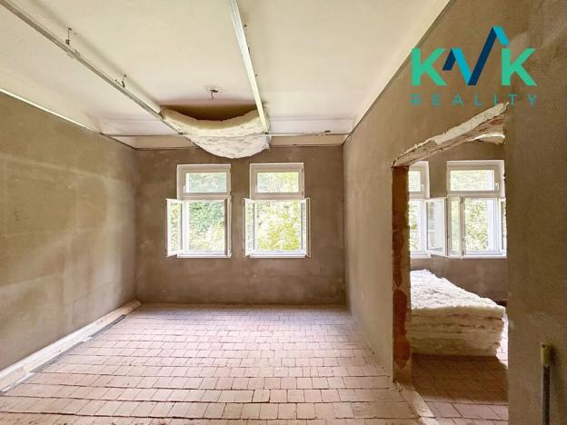 Prodej bytu 4+1, Karlovy Vary, Sadová, 154 m2