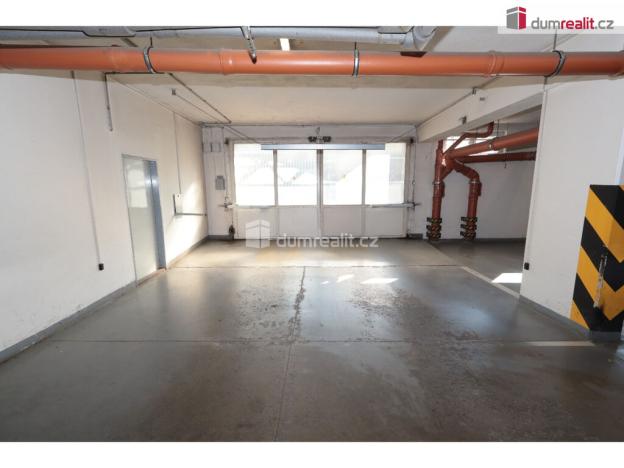 Pronájem garáže, Praha - Kunratice, Merhoutova, 15 m2