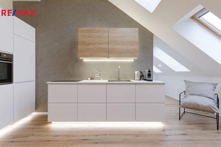 Prodej bytu 2+kk, Brno, Kobližná, 65 m2