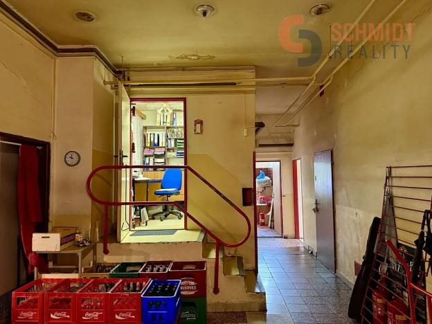 Pronájem obchodního prostoru, Břeclav, U Splavu, 350 m2