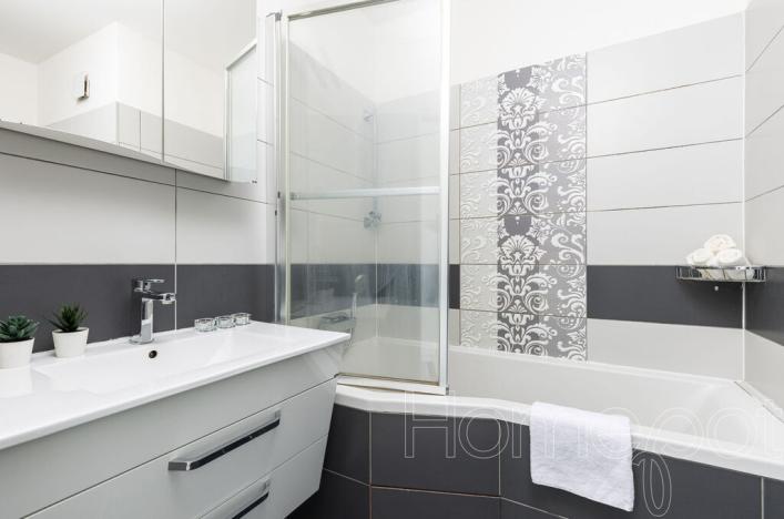 Pronájem bytu 3+1, Praha, Hviezdoslavova, 55 m2