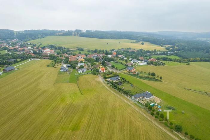 Prodej pozemku pro bydlení, Velenov, 12680 m2