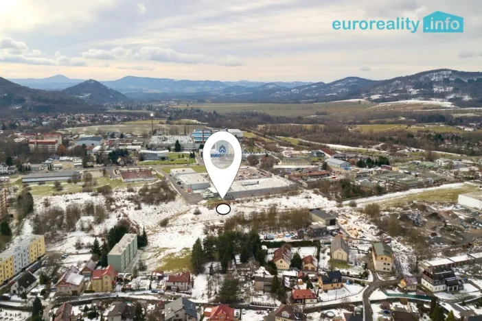 Prodej komerčního pozemku, Nový Bor, 24657 m2