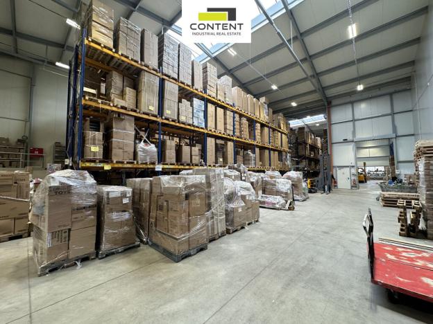 Pronájem skladu, Dubno, 5668 m2