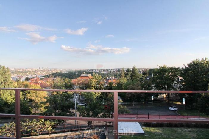 Pronájem kanceláře, Praha - Smíchov, U Plátenice, 100 m2