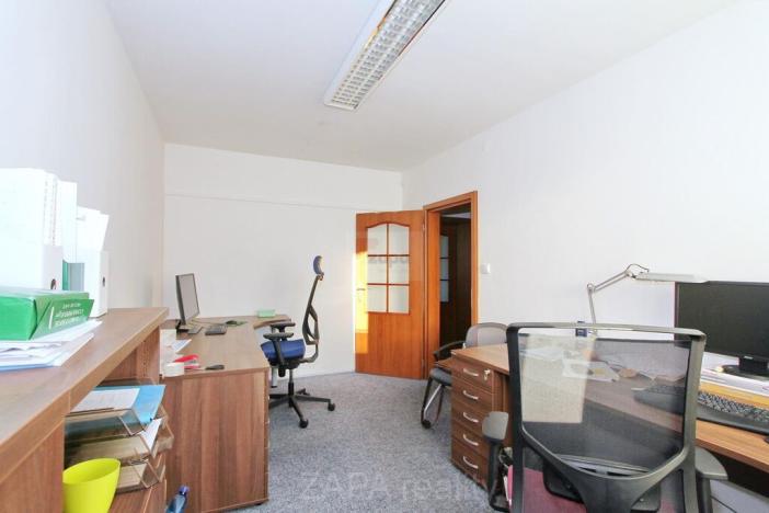 Pronájem kanceláře, Praha - Smíchov, U Plátenice, 100 m2