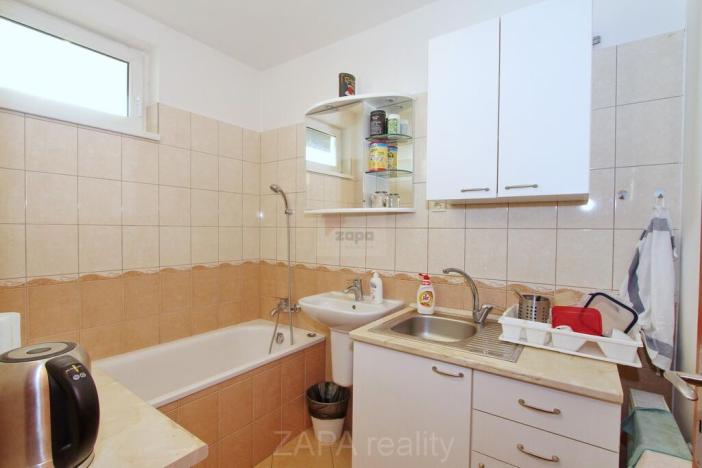 Pronájem kanceláře, Praha - Smíchov, U Plátenice, 100 m2