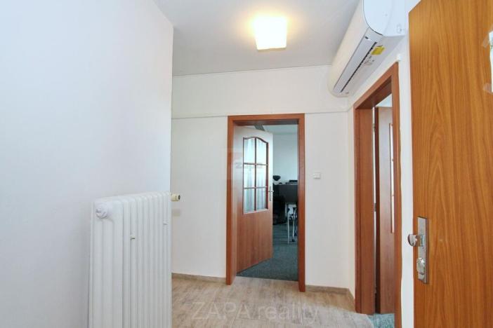 Pronájem kanceláře, Praha - Smíchov, U Plátenice, 100 m2