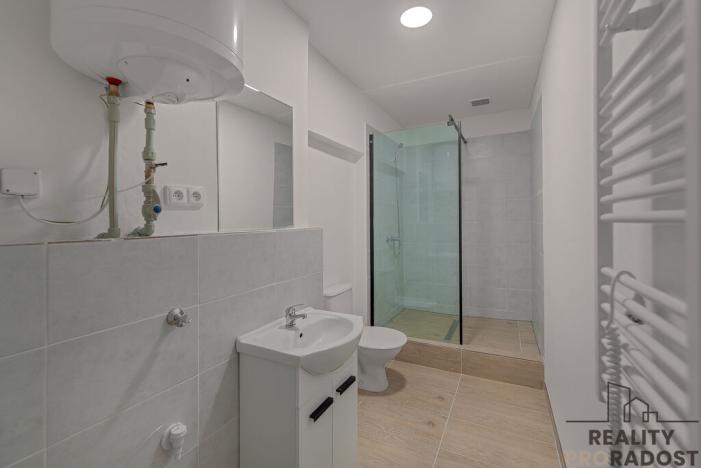 Pronájem bytu 2+kk, Znojmo, Kollárova, 42 m2