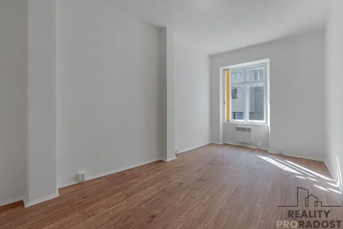 Pronájem bytu 2+kk, Znojmo, Kollárova, 42 m2