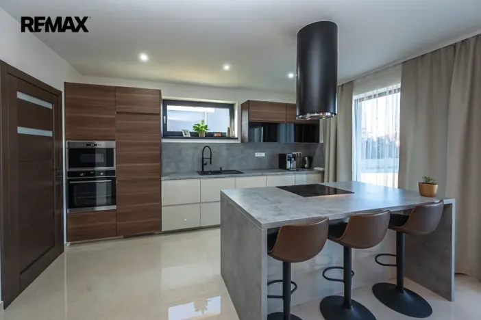 Prodej rodinného domu, Vysoký Újezd, U Rybníčka, 224 m2