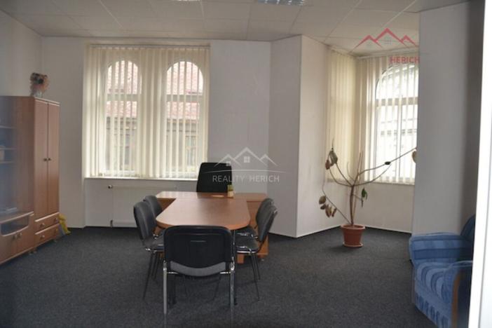 Pronájem kanceláře, Chomutov, Hálkova, 55 m2
