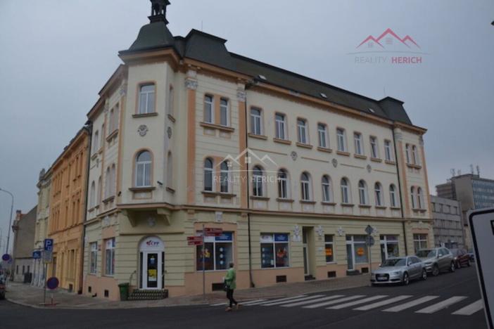 Pronájem kanceláře, Chomutov, Hálkova, 55 m2