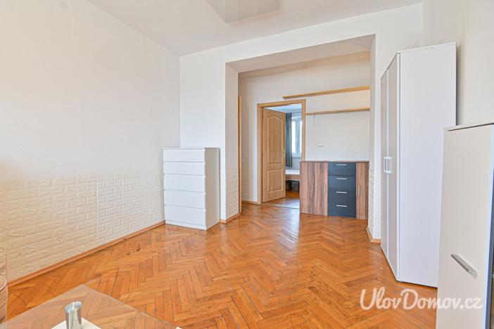 Prodej bytu 2+1, Rosice, Husova čtvrť, 58 m2