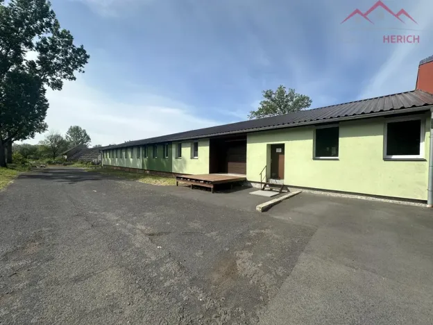 Pronájem výrobních prostor, Březno - Střezov, 1200 m2