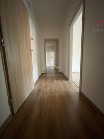 Pronájem bytu 2+1, Chomutov, Ruská, 70 m2