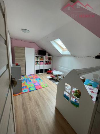 Pronájem bytu 3+kk, Chomutov, Ruská, 72 m2