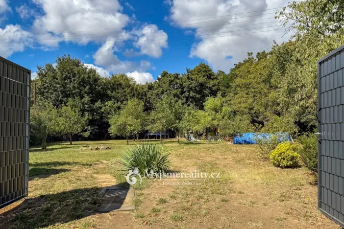 Prodej zahrady, Dobšice, 1138 m2