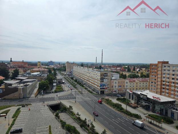 Pronájem bytu 1+kk, Chomutov, Žižkovo náměstí, 26 m2