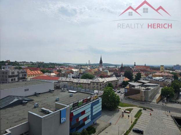 Pronájem bytu 1+kk, Chomutov, Žižkovo náměstí, 26 m2