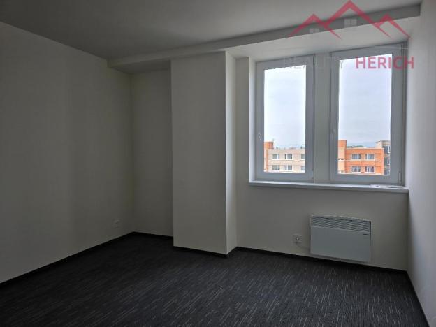 Pronájem bytu 2+kk, Chomutov, Žižkovo náměstí, 50 m2