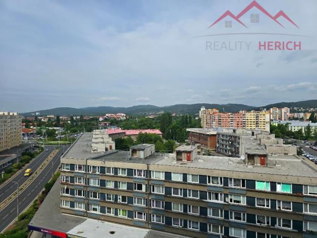 Pronájem bytu 1+kk, Chomutov, Žižkovo náměstí, 35 m2