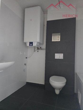Pronájem bytu 2+kk, Chomutov, Žižkovo náměstí, 50 m2