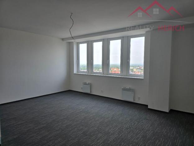 Pronájem bytu 3+kk, Chomutov, Žižkovo náměstí, 103 m2