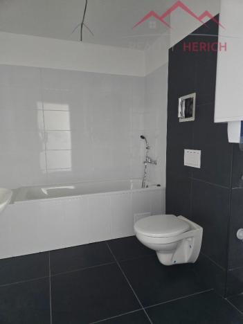 Pronájem bytu 3+kk, Chomutov, Žižkovo náměstí, 103 m2