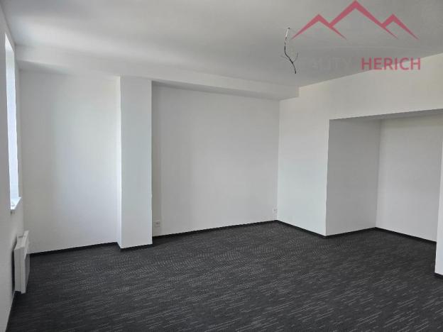 Pronájem bytu 3+kk, Chomutov, Žižkovo náměstí, 97 m2
