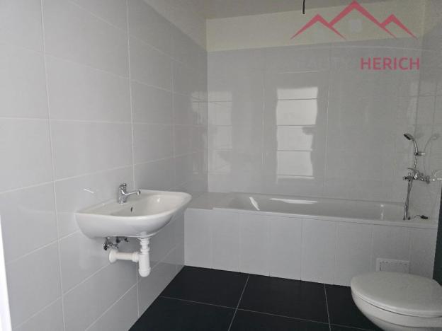 Pronájem bytu 3+kk, Chomutov, Žižkovo náměstí, 97 m2