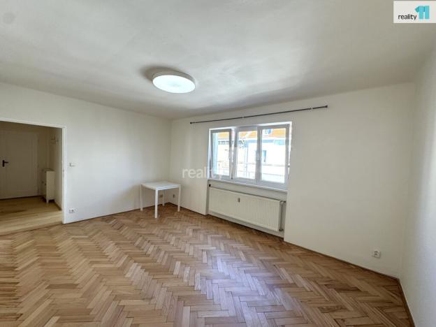 Pronájem bytu 1+1, Praha - Vinohrady, V Horní Stromce, 69 m2