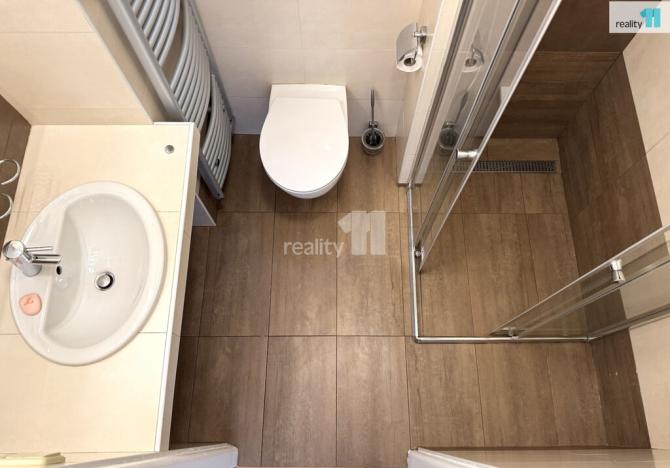 Pronájem bytu 1+1, Praha - Vinohrady, V Horní Stromce, 69 m2