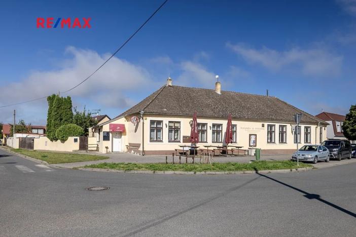 Prodej obchodního prostoru, Čelákovice, Na Hrázi, 650 m2