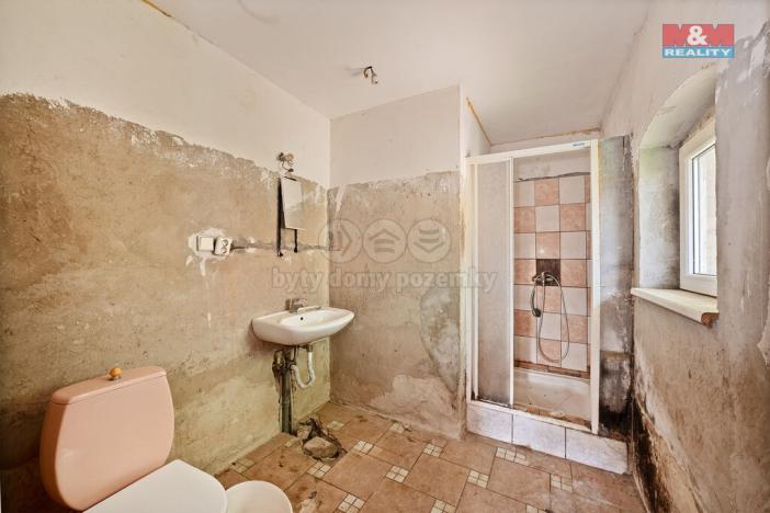 Prodej rodinného domu, Chlumec - Žandov, 400 m2